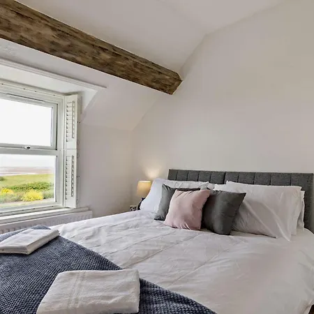 Holiday home 4 Bed In Allonby 95050 Beckfoot (Cumberland, Cumbria)