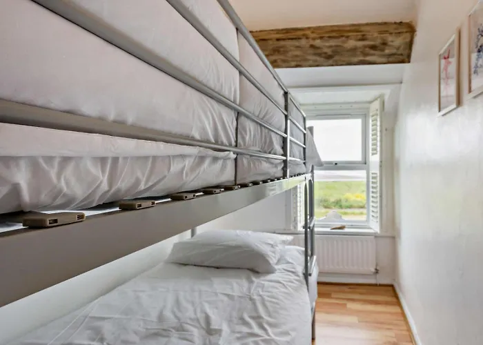 4 Bed In Wigton Oc-95050 *